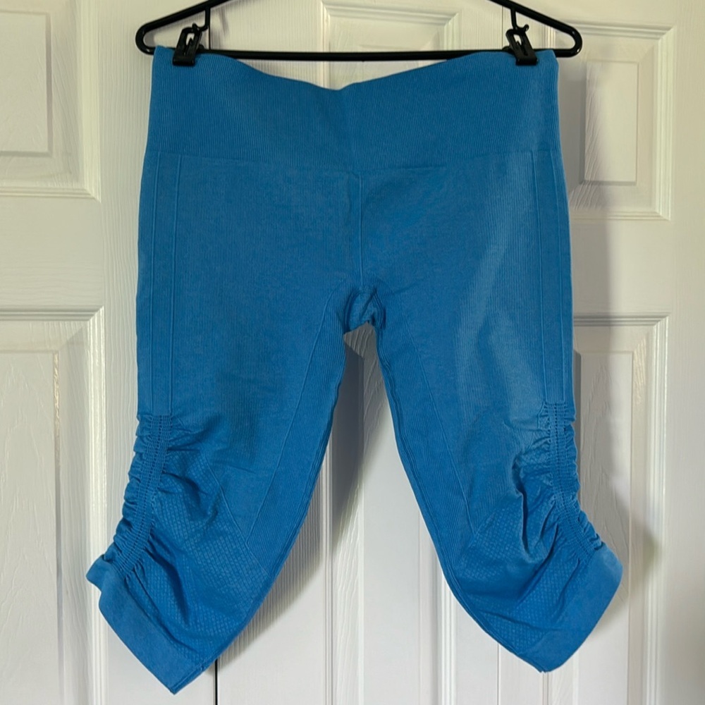Lululemon Flow Capris❤️🥰